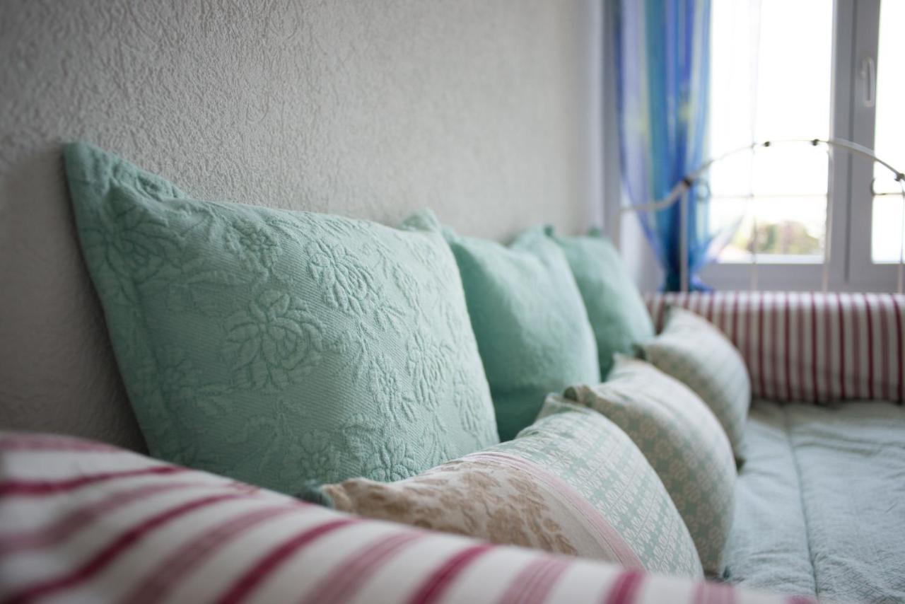Hotel De La Beroche Saint-Aubin-Sauges Екстериор снимка