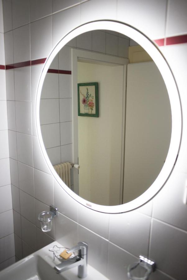Hotel De La Beroche Saint-Aubin-Sauges Екстериор снимка